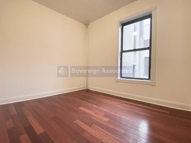 4-Bedroom at 255 Fort Washington Avenue