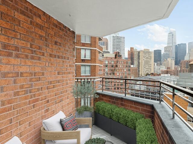 1-Bedroom at Kips Bay Court : 480 Second Ave