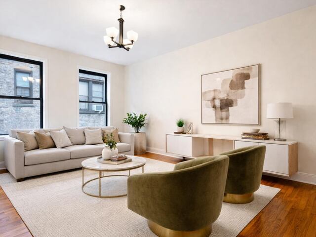 2-Bedroom at 300 Fort Washington Avenue