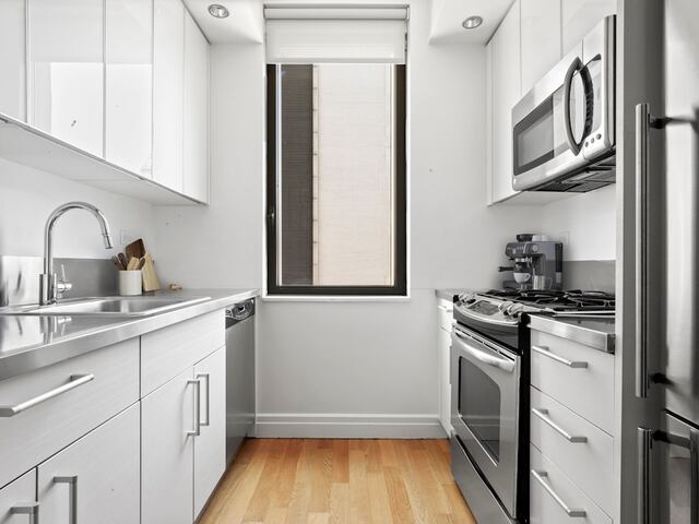 1-Bedroom at Mercedes House