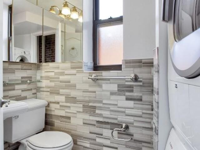 2-Bedroom at 232 Elizabeth Street