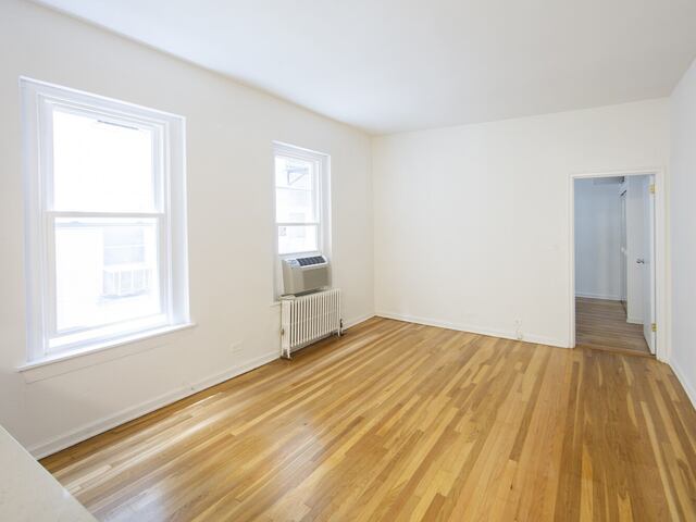 1-Bedroom at Manhattan East: 221 East 66th