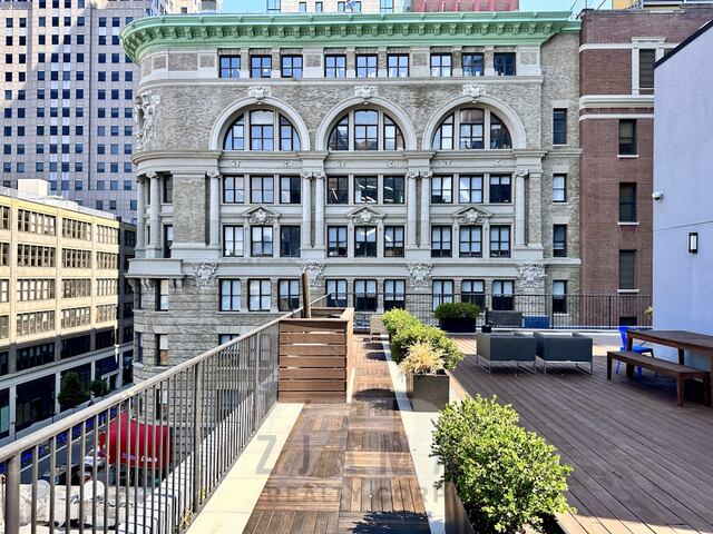 3-Bedroom at 72 Willoughby Street