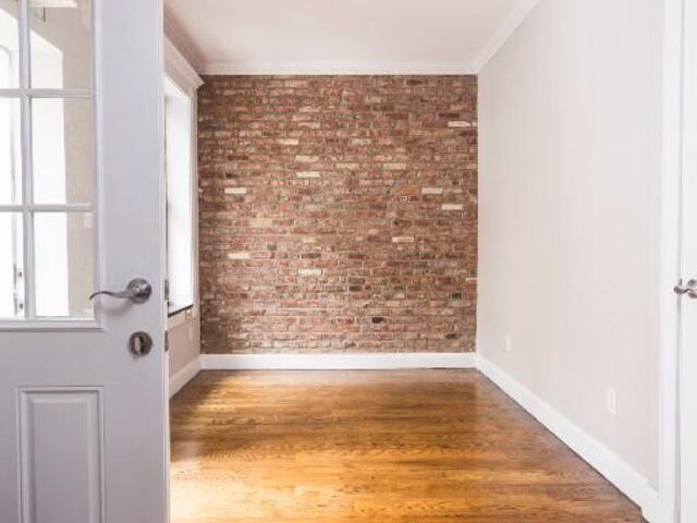 3-Bedroom at 340 East 18th Street