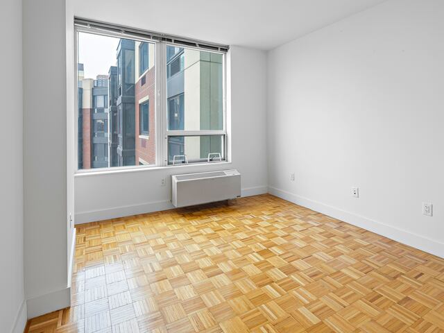 2-Bedroom at Newport: Aquablu