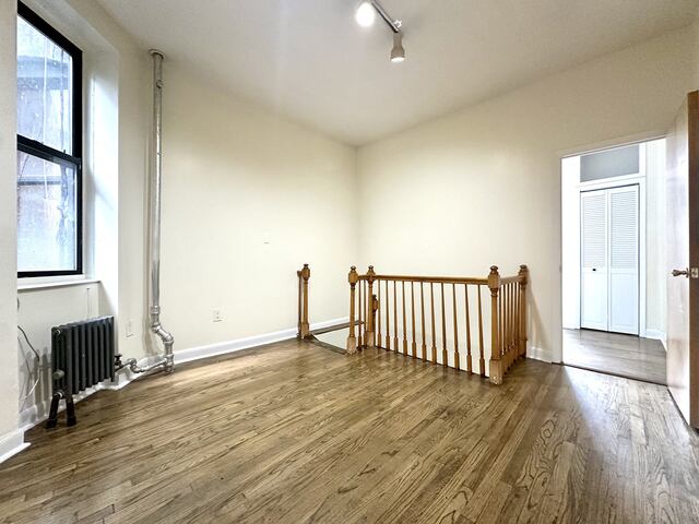 2-Bedroom at 3133 Broadway