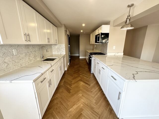 3-Bedroom at Lexington Towers