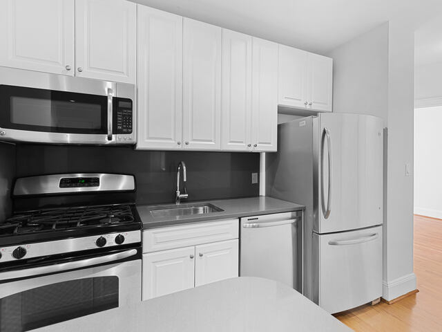 3-Bedroom at 226 East 70th Street