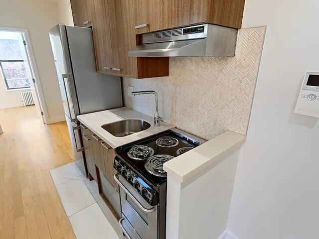 2-Bedroom at 19 Stanton Street