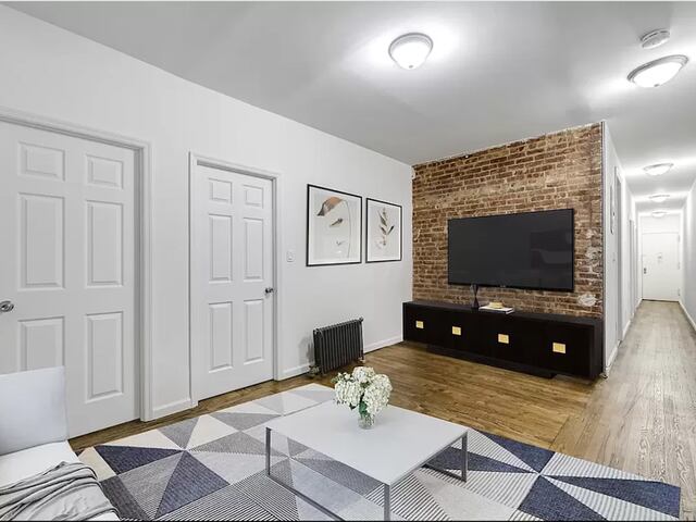 4-Bedroom at 188 Claremont Avenue