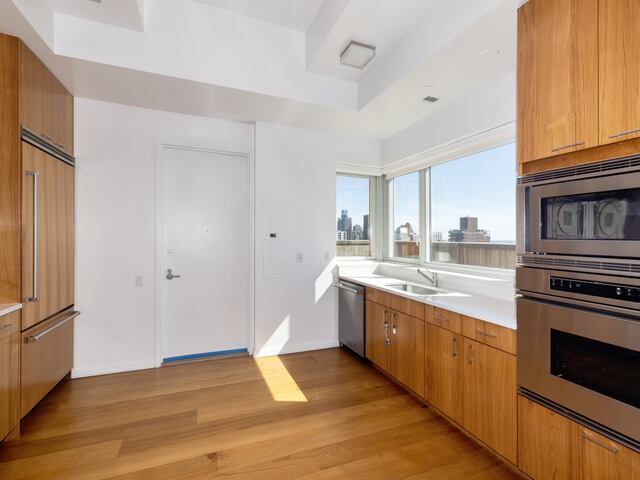 3-Bedroom at 205 East 59th Street