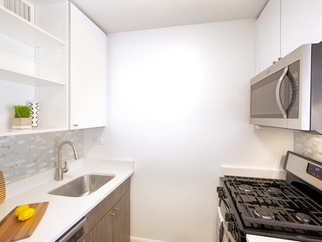 Studio at The Murray Hill Marquis