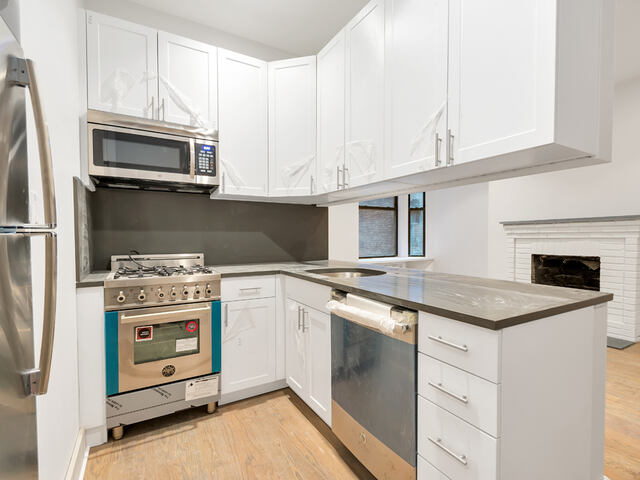 1-Bedroom at 121 Madison Avenue
