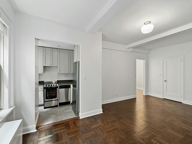 1-Bedroom at 24 Fifth Avenue