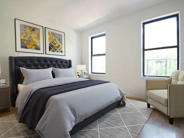 4-Bedroom at 3620 Broadway
