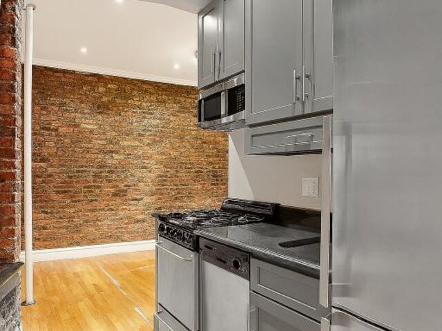 3-Bedroom at 432 East 13th Street