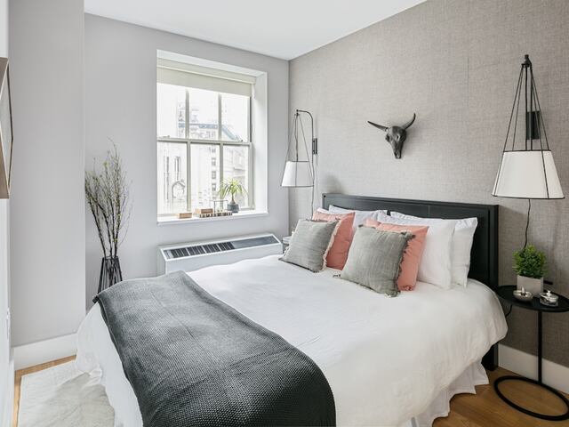 1-Bedroom at 67 Wall Street