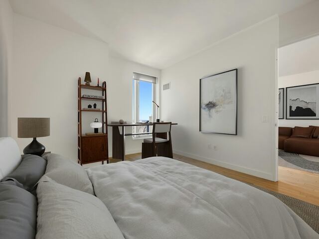 1-Bedroom at New York by Gehry