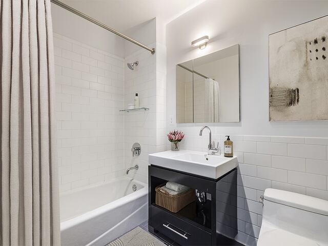 1-Bedroom at Mercedes House