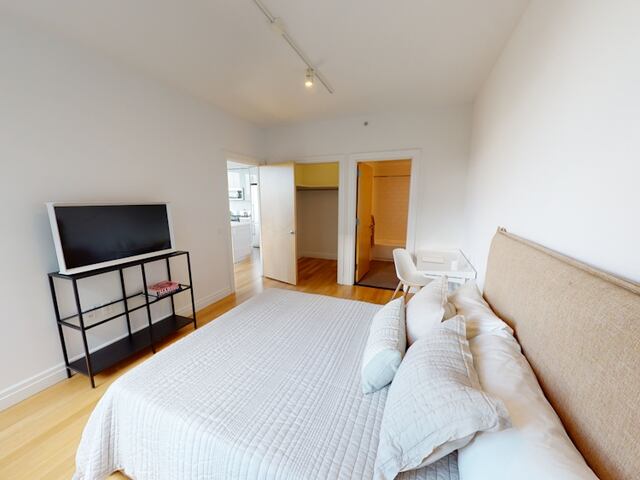 2-Bedroom at Mercedes House
