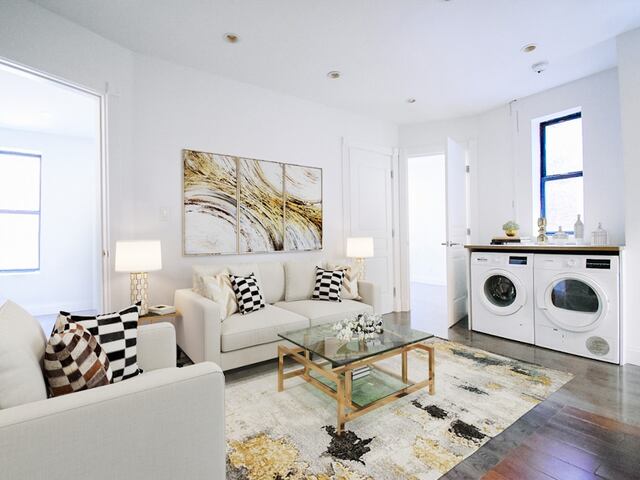 3-Bedroom at 3620 Broadway
