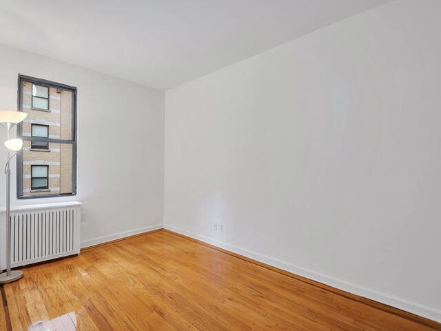 2-Bedroom at 121 Madison Avenue