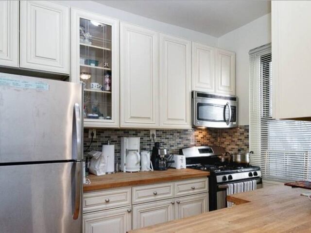 2-Bedroom at Acropolis: 21-15 33rd St