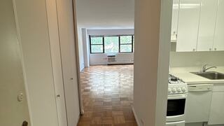 Studio at Ambassador East (Manhattan)