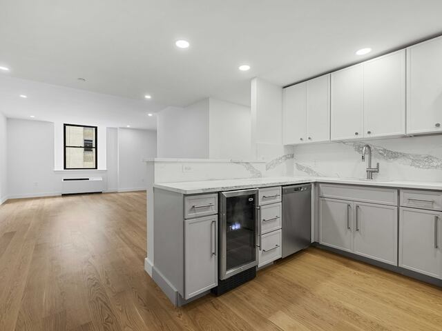 2-Bedroom at 37 Wall Street