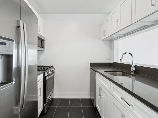 1-Bedroom at 420 West 42nd Street