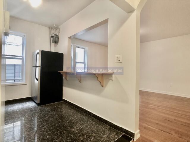 1-Bedroom at 175 Pinehurst Avenue