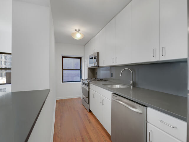 3-Bedroom at 121 Madison Avenue