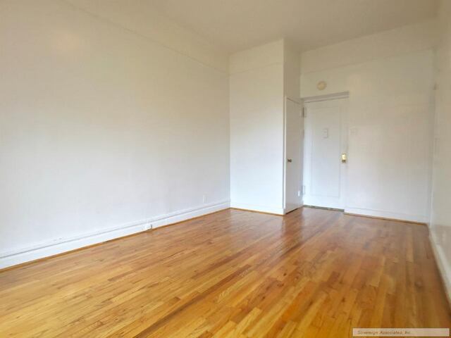 Studio at 936 West End Avenue