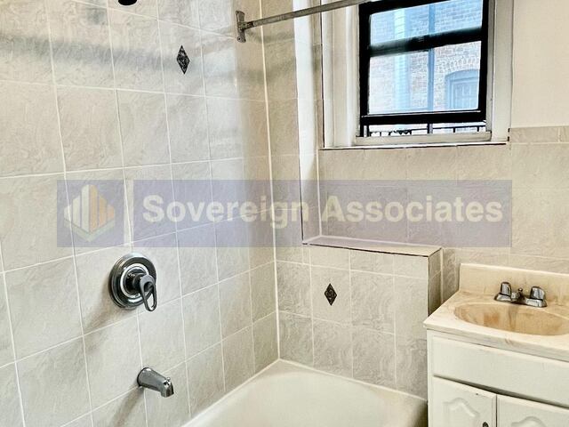 1-Bedroom at 45 Tiemann Place