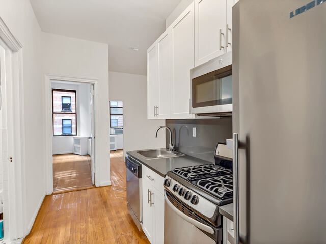 1-Bedroom at 121 Madison Avenue