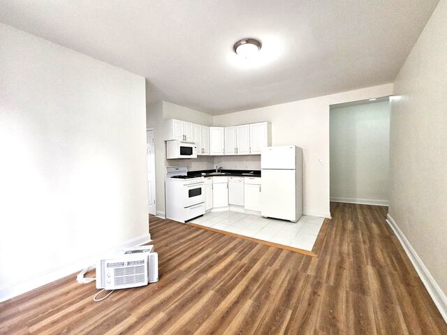 1-Bedroom at 106 Fort Washington Avenue