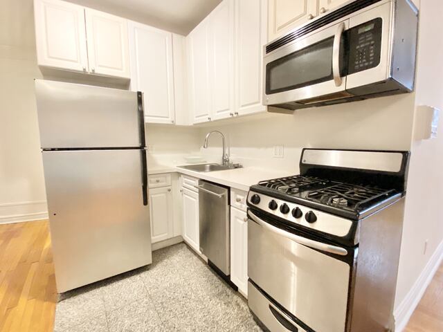2-Bedroom at 640 Fort Washington Avenue