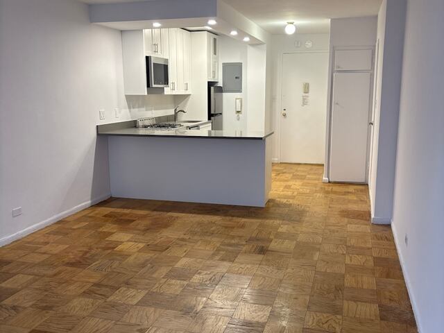 Studio at Ambassador East