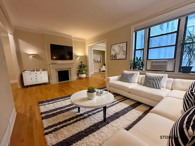 3-Bedroom at 305 Riverside Drive