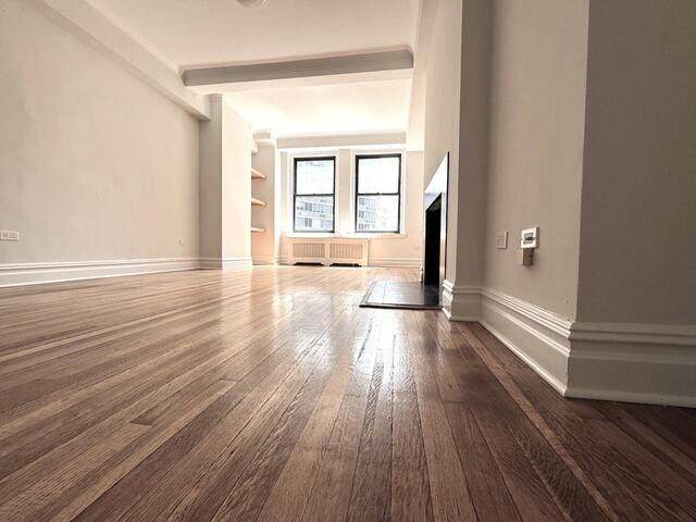 1-Bedroom at 405 East 54th Street