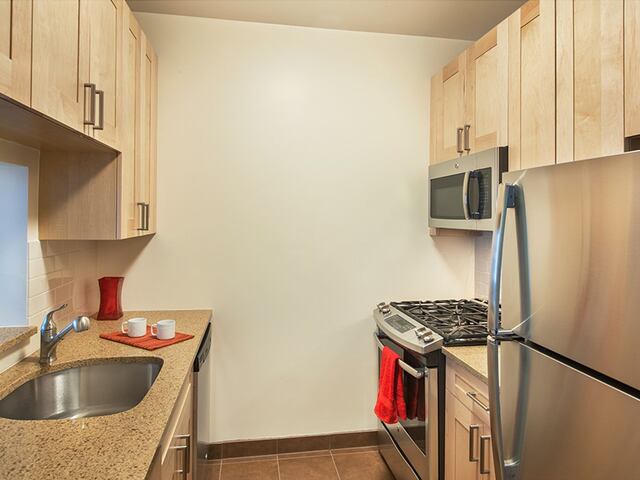 21 West Street photo