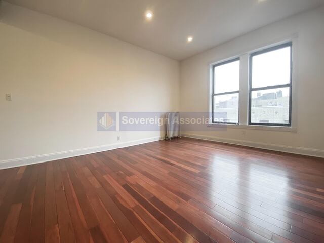 4-Bedroom at 255 Fort Washington Avenue
