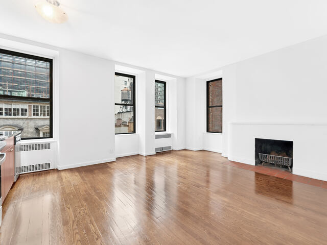 2-Bedroom at 121 Madison Avenue