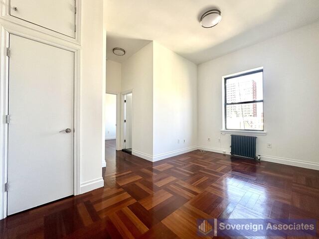 2-Bedroom at The Westbourne : 609 West 137th