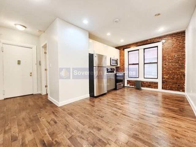 2-Bedroom at 14 Thayer Street