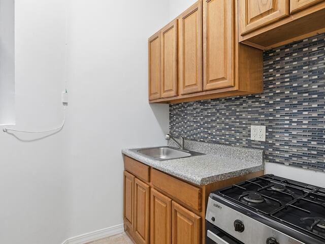 Studio at 624 East 11th Street