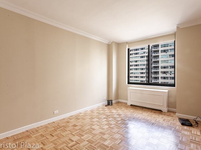 2-Bedroom at Bristol Plaza