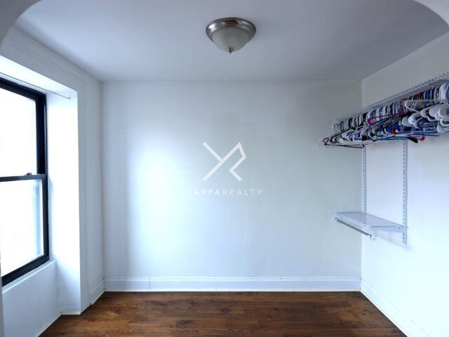 1-Bedroom at 382 Halsey Street