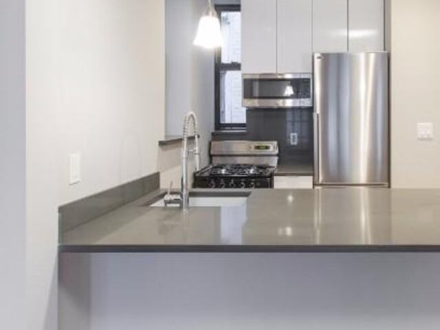 2-Bedroom at 560 Hudson Street