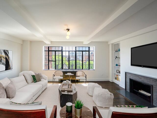 3-Bedroom at 433 West 21st Street